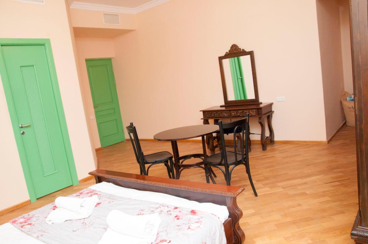 X Hotel Erywań Zewnętrze zdjęcie