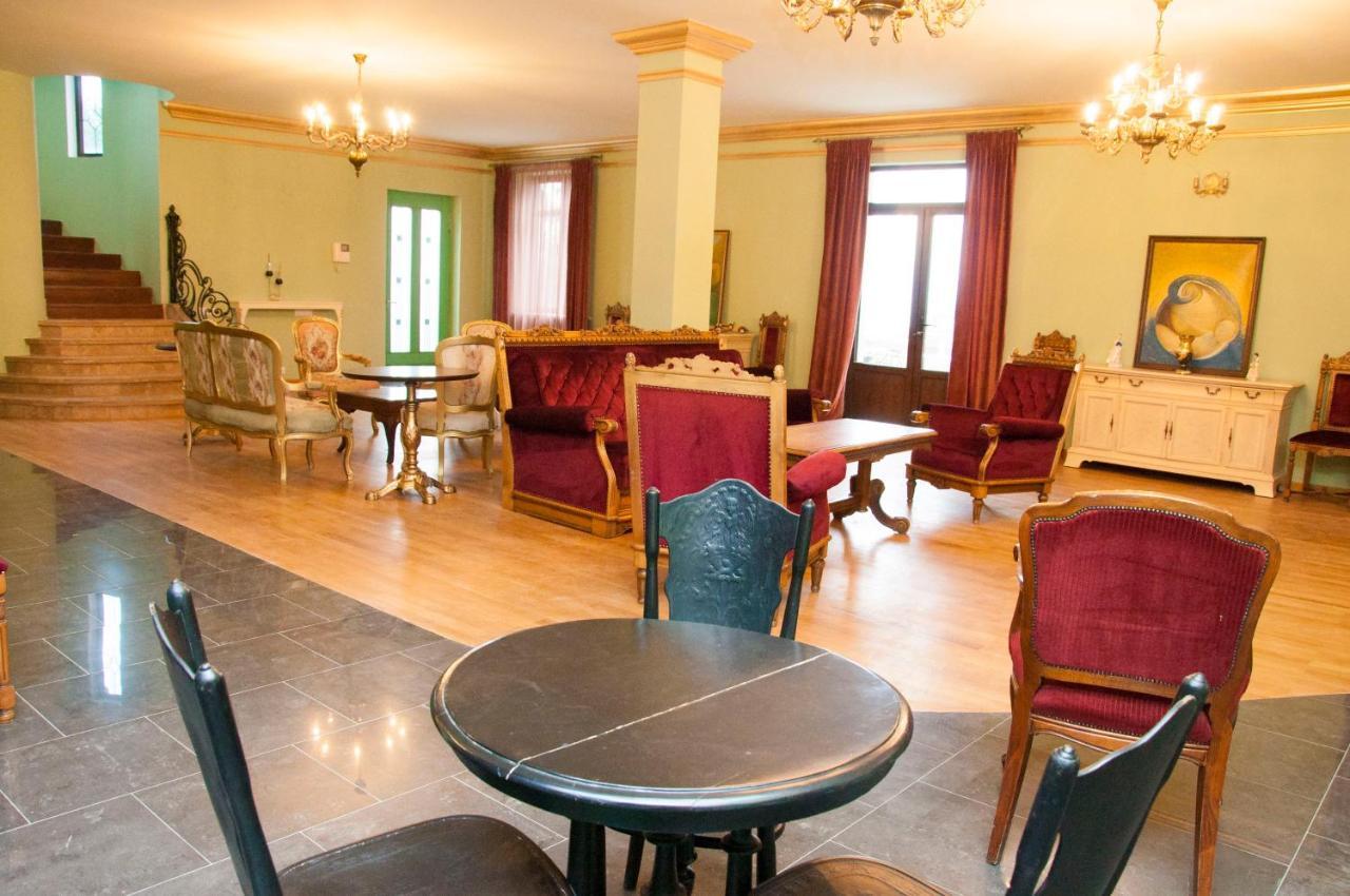 X Hotel Erywań Zewnętrze zdjęcie