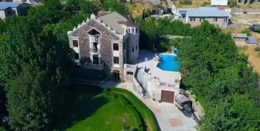 X Hotel Erywań Zewnętrze zdjęcie