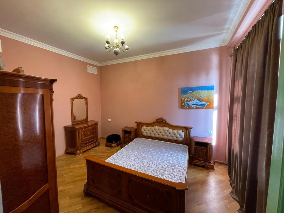 X Hotel Erywań Zewnętrze zdjęcie