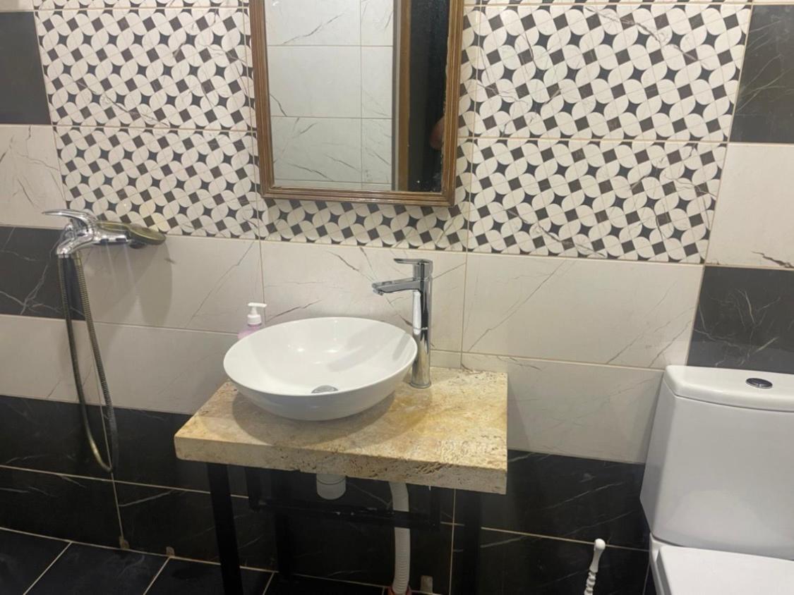 X Hotel Erywań Zewnętrze zdjęcie
