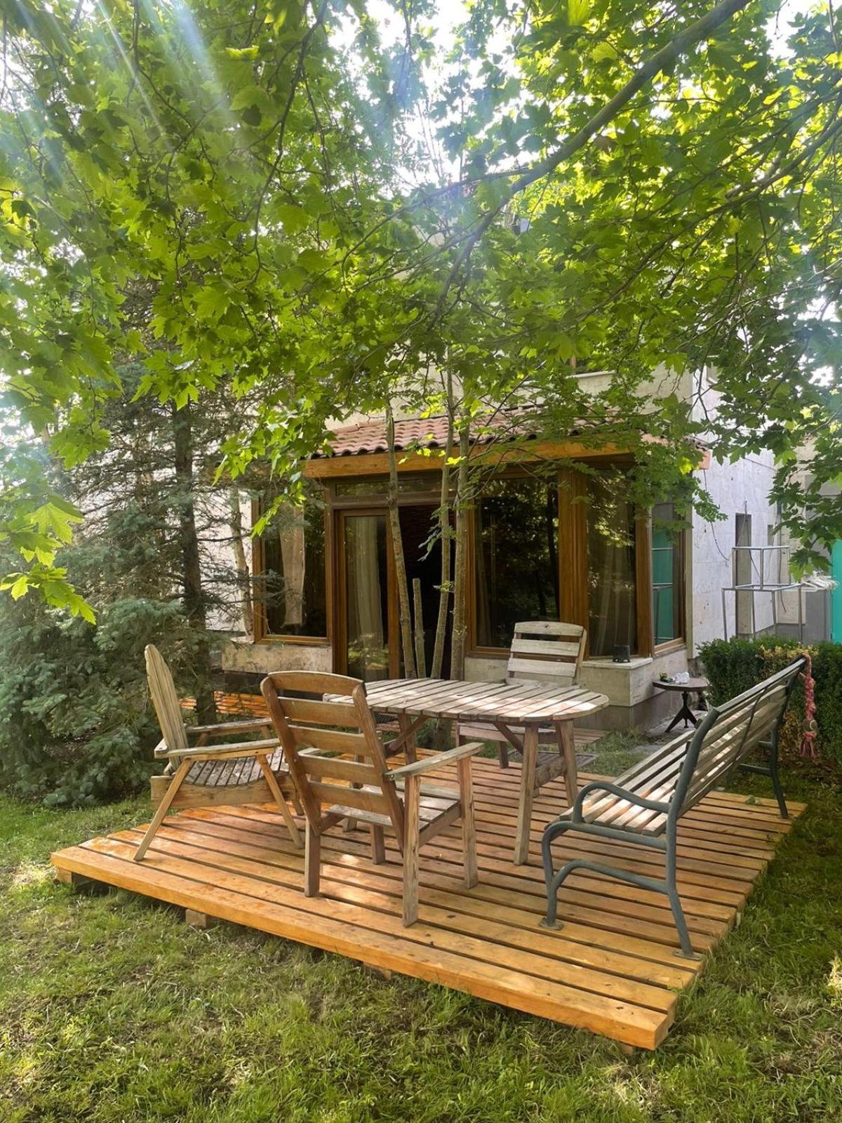 X Hotel Erywań Zewnętrze zdjęcie